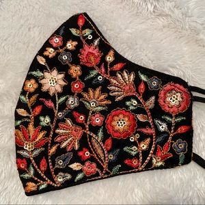 Pure linen face mask - hand embroidered - Black